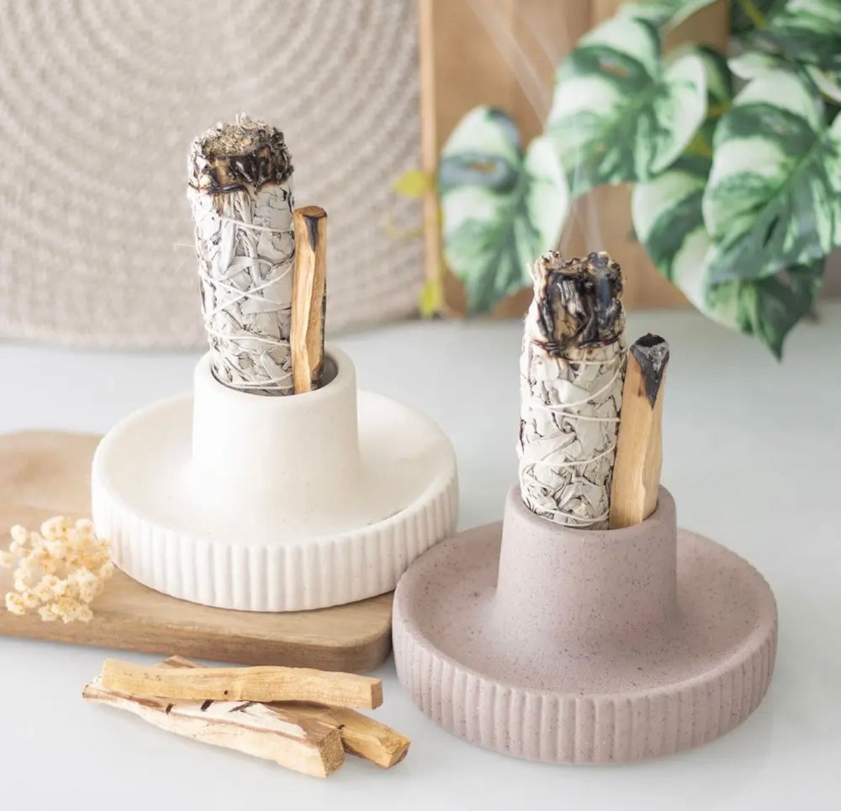 Ceramic Ribbed Smudge Bowl