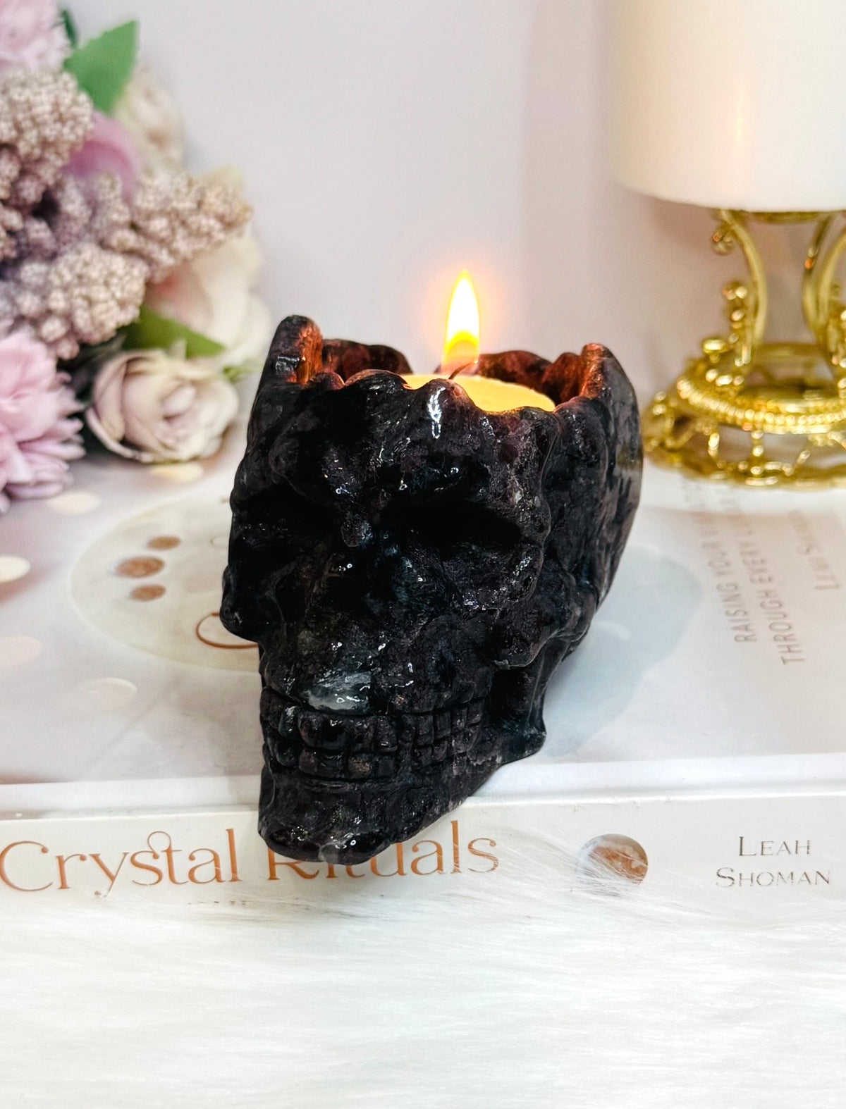 Astrophyllite & Garnet Skull Candle 11cm